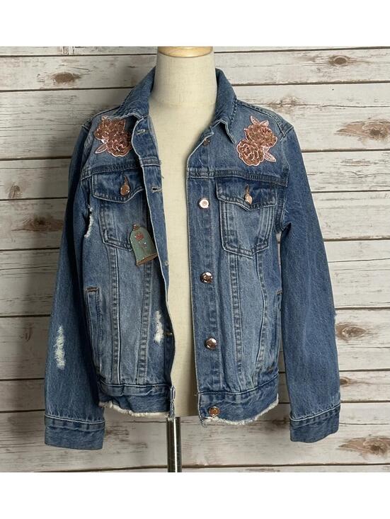 Disney Other - Disney distressed jean jacket Size 7/8 denim medium wash sequin embroidered